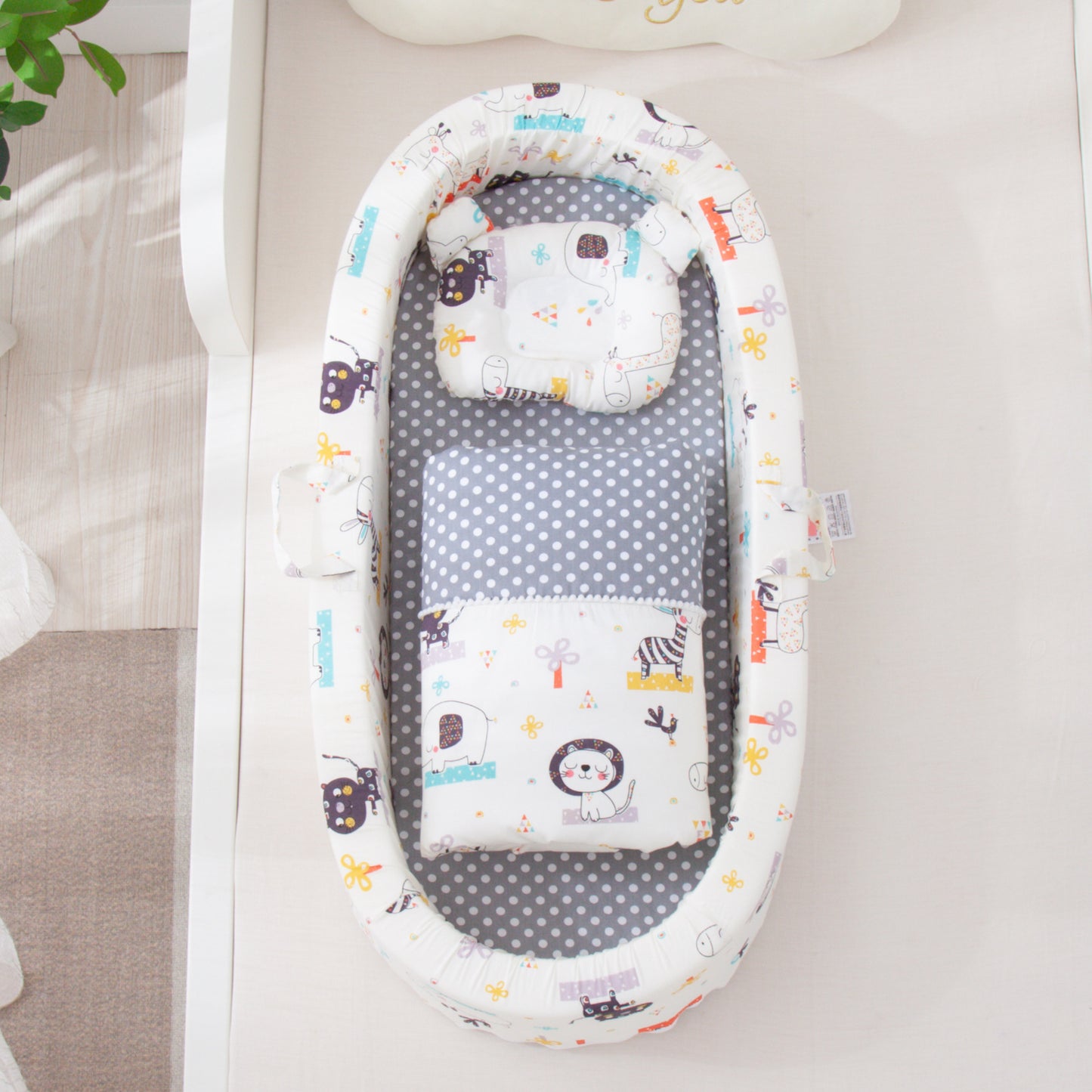 Koko Mee Crib Middle Bed Animal Print