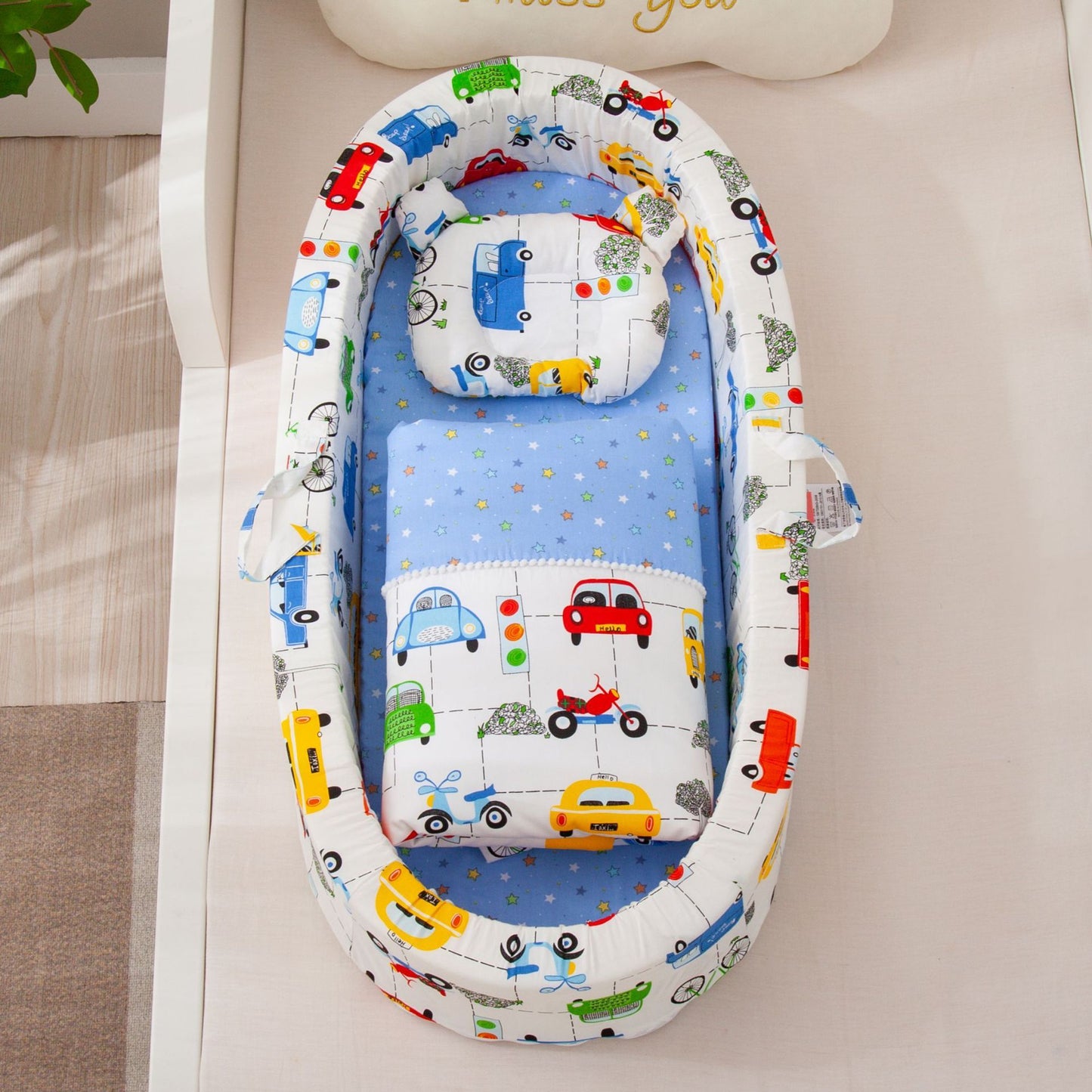 Koko Mee Crib Middle Bed Cars