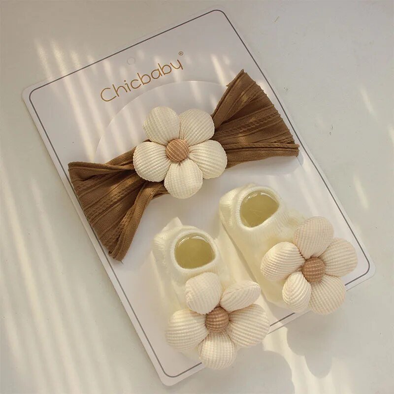 2Pcs Cute Baby Flower Headband and Socks Set - Koko MeeBaby Accessories